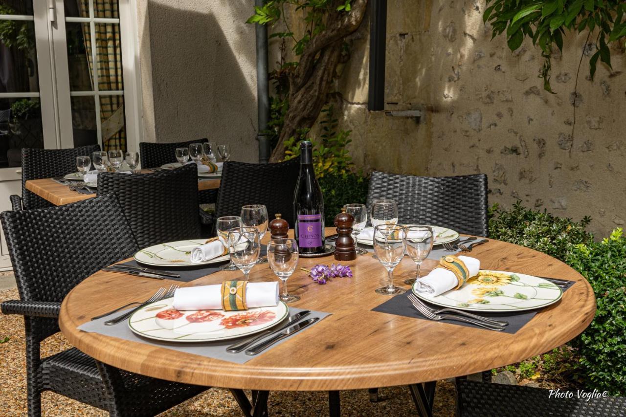 Logis Auberge Le Colombien - Hotel Et Restaurant Villandry Buitenkant foto
