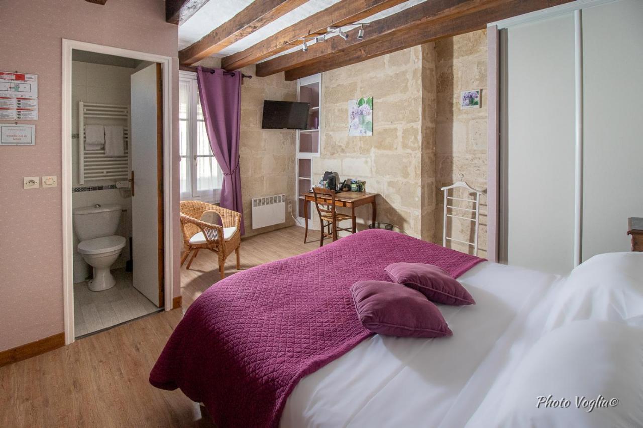 Logis Auberge Le Colombien - Hotel Et Restaurant Villandry Buitenkant foto